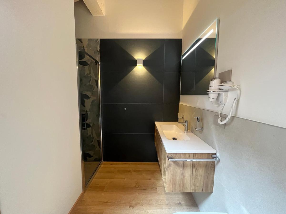 Le Rocce Val Di Non - Quality Room & Breakfast Tassullo Dış mekan fotoğraf