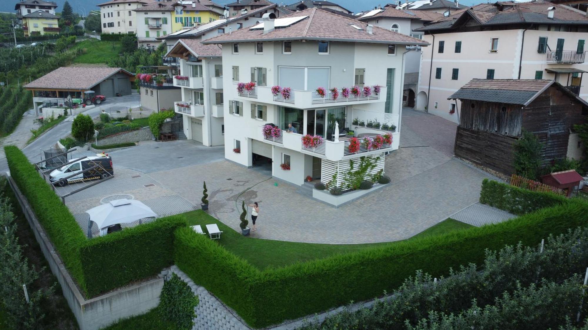 Le Rocce Val Di Non - Quality Room & Breakfast Tassullo Dış mekan fotoğraf